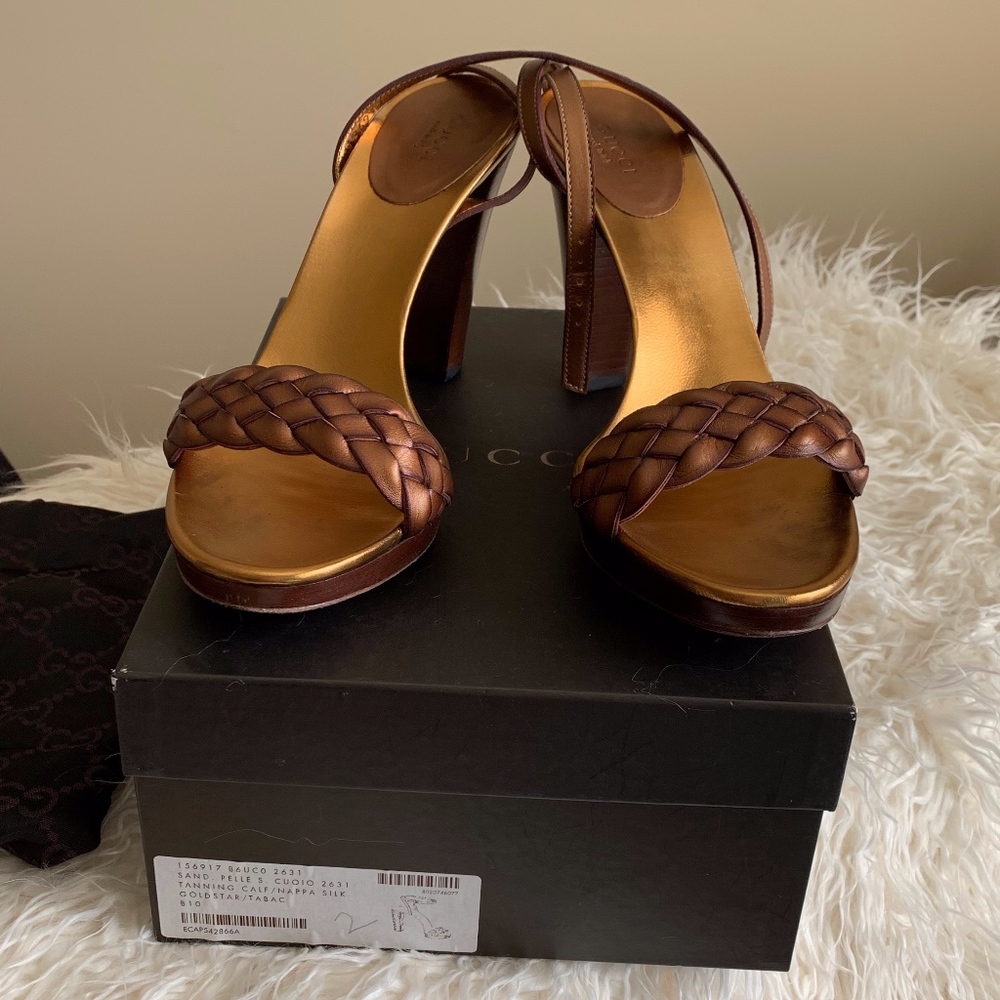 Gucci Sandals 10 Gold
